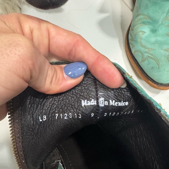 Liberty Black Booties - Picture 4 of 7